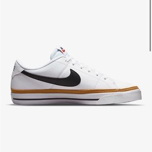 Nike Court Legacy